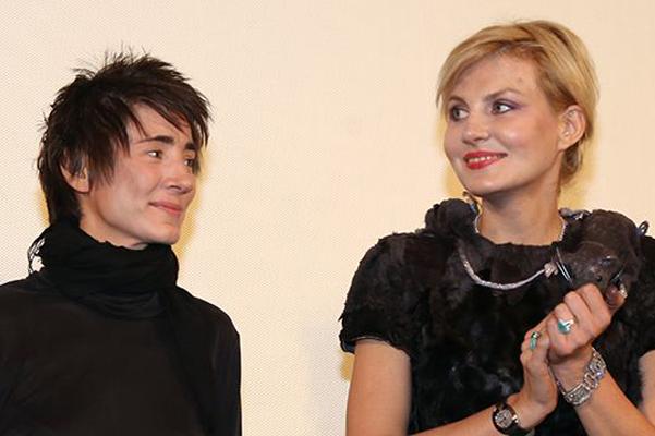 СМИ: Рената Литвинова и Земфира поженились