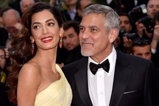 У Джорджа Клуни и его жены родились двойняшки - мальчик и девочка