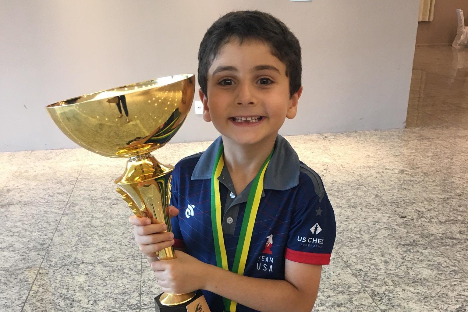 Школьник-армянин из Чикаго стал Чемпионом мира по шахматам
