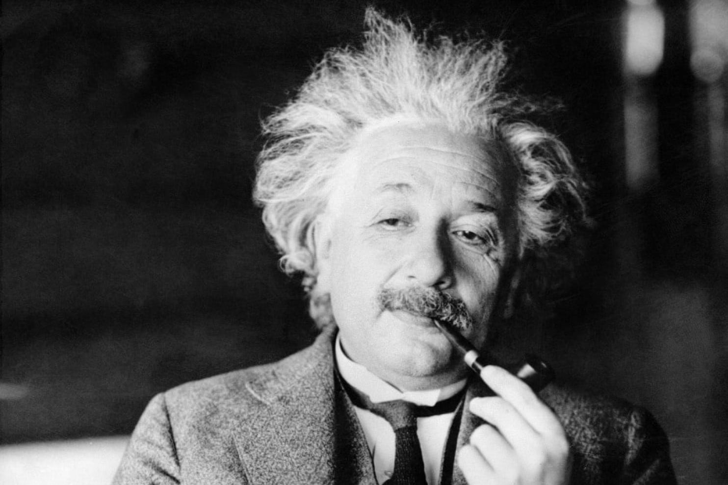 Мозг Эйнштейна был украден из больницы и считался утерянным в течение 50 лет