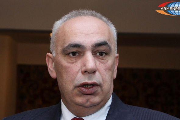 Артур Агабекян намерен подать в отставку с поста вице-премьера НКР