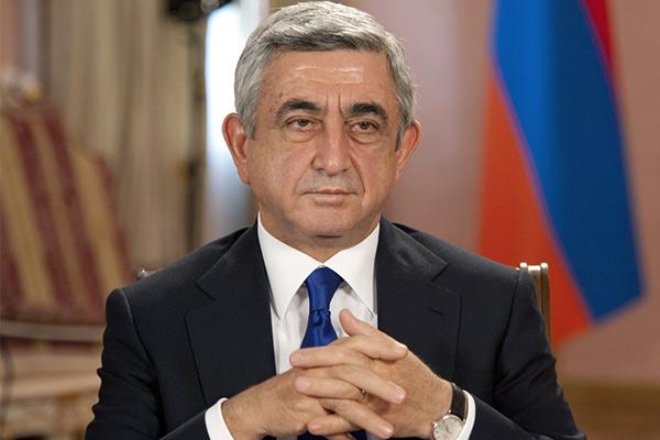 Президент Армении едет в Москву