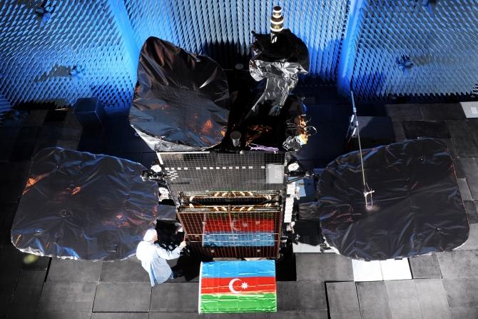 Азербайджан следит за Арцахом с космического спутника