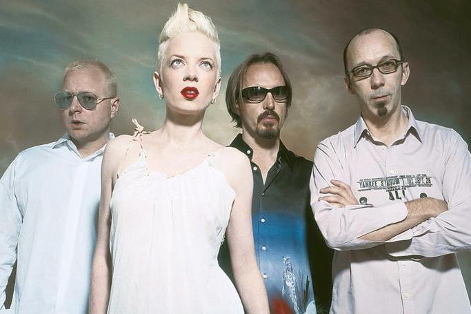 «No Gods No Masters»: группа Garbage выпустила седьмой студийный альбом 