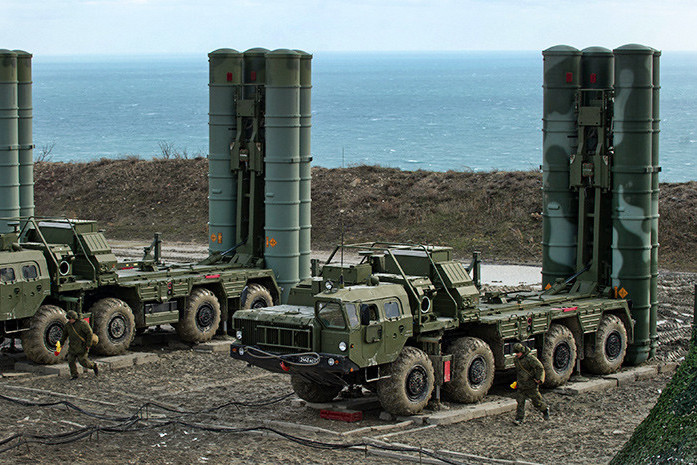 Турция начала транспортировку С-400 на синопский полигон 