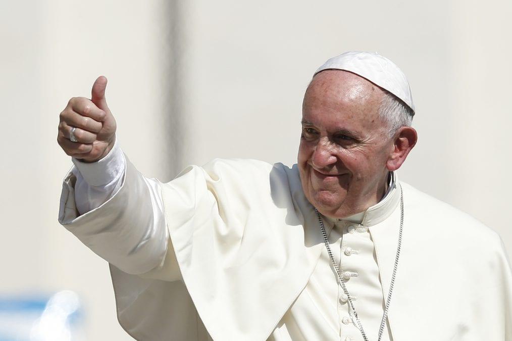 Папа Римский Франциск официально одобрил изменение текста самой известной молитвы в христианстве