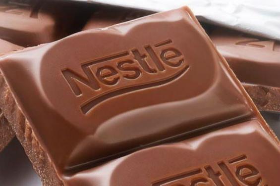 Для сладкоежек: компания Nestle запатентовала уникальную технологию изготовления шоколада без сахара