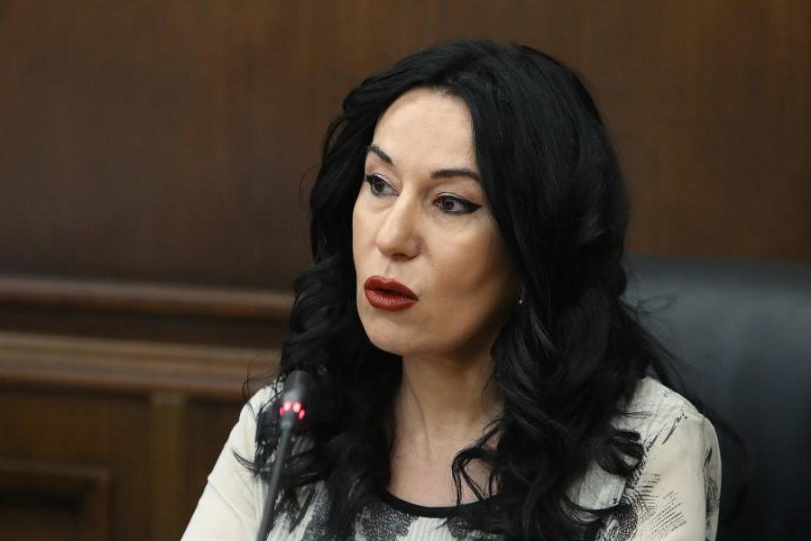 Необходимо созвать чрезвычайное заседание Национального Собрания Армении. Наира Зограбян