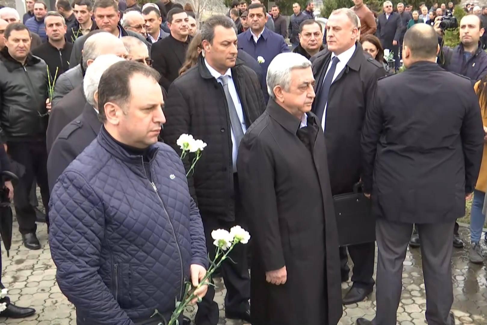 Если будет необходимо пригласим и Сержа Саргсяна: депутат об апрельских событиях 2016 года