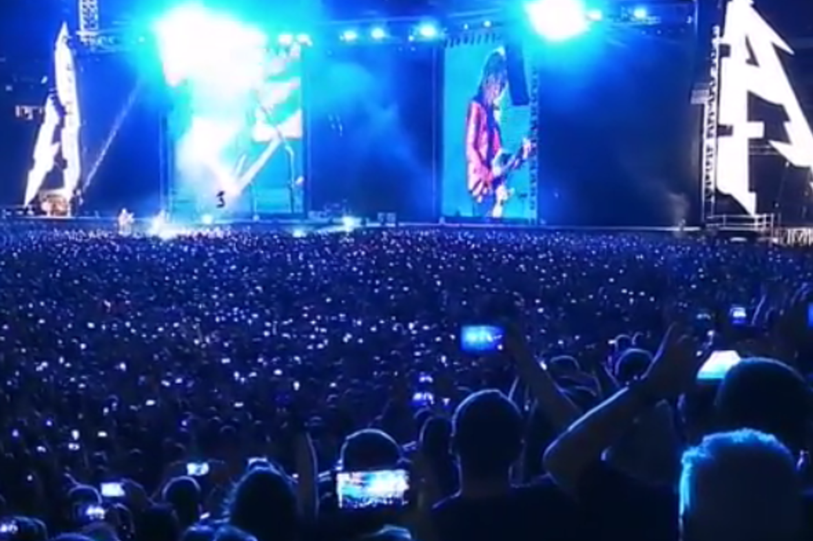 Музыканты группы Metallica спели «Группу крови» Виктора Цоя на концерте в Москве