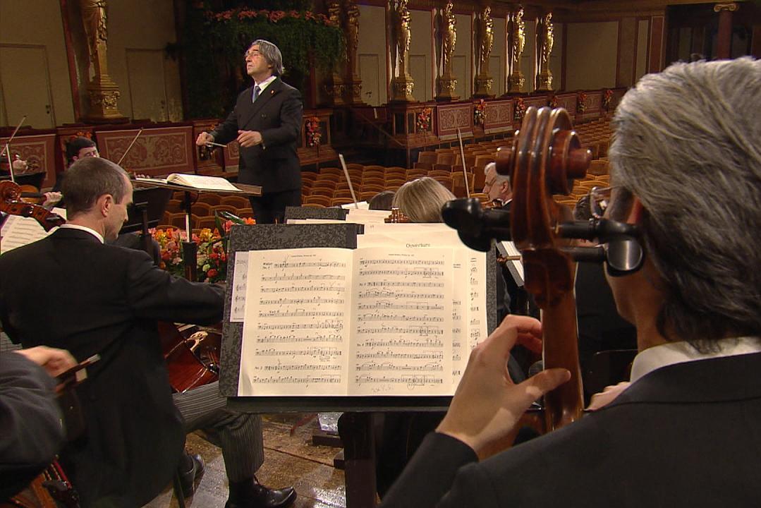 Музыка – не только профессия, но и миссия: Венская филармония сыграла легендарный новогодний концерт в пустом зале