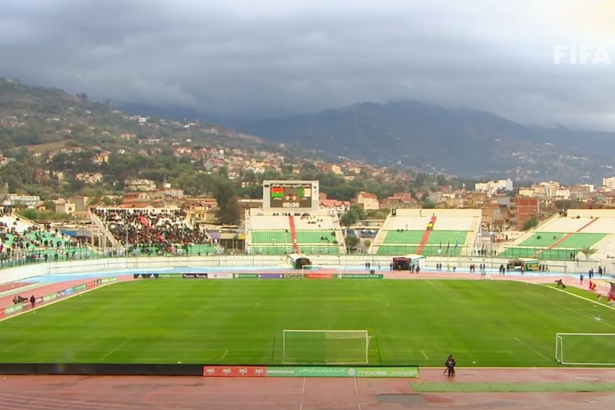 Сборная Алжира по футболу заподозрила команду из Буркина-Фасо в использовании черной магии перед отборочным матчем ЧМ