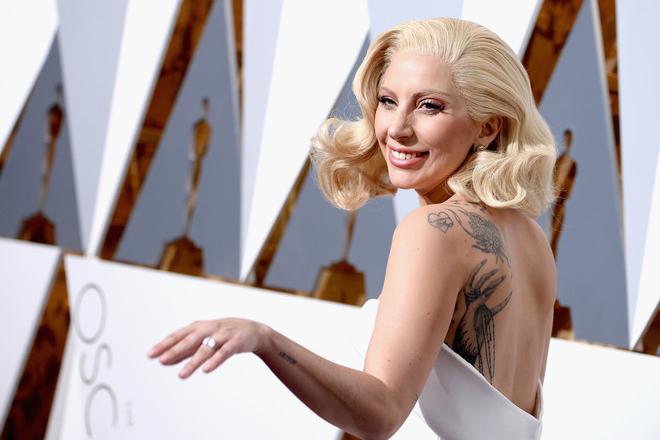 Haus Laboratories: Леди Гага анонсировала собственную марку косметики