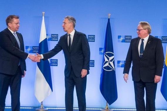 СМИ: Финляндия и Швеция в скором времени подадут заявку в НАТО