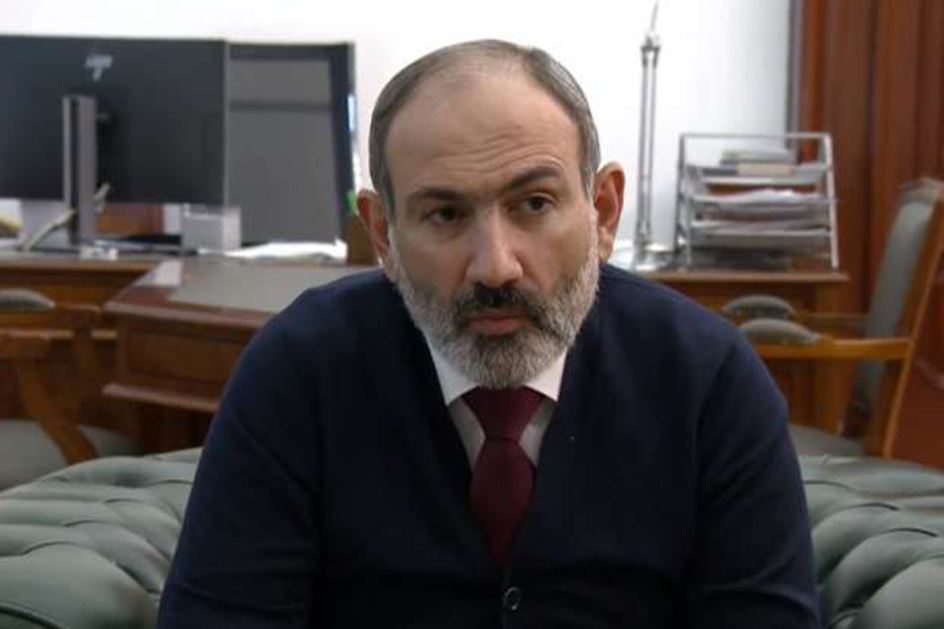 Премьер-министр Никол Пашинян подал в суд на Заруи Постанджян