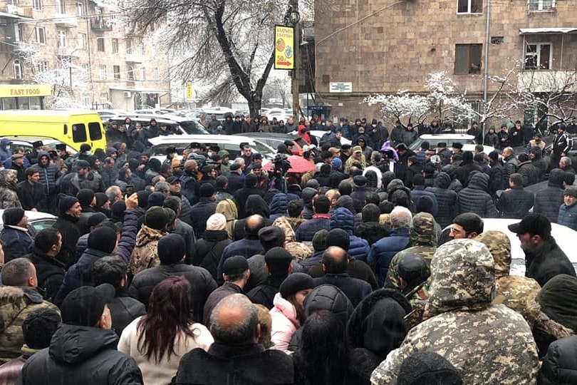Սյունեցիները Երևանում են․ քրգործեր են հարուցվել Գորիսի, Քաջարանի, Սիսիանի ղեկավարների դեմ