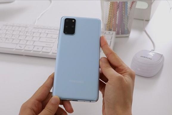 Samsung Galaxy S20 провалился в продаже в первый день после запуска линейки: причиной назвали короновирус 