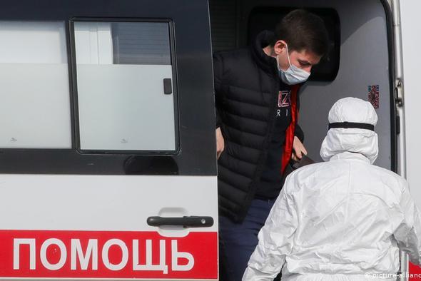 Роспотребнадзор дал оптимистичный прогноз по коронавирусу в России