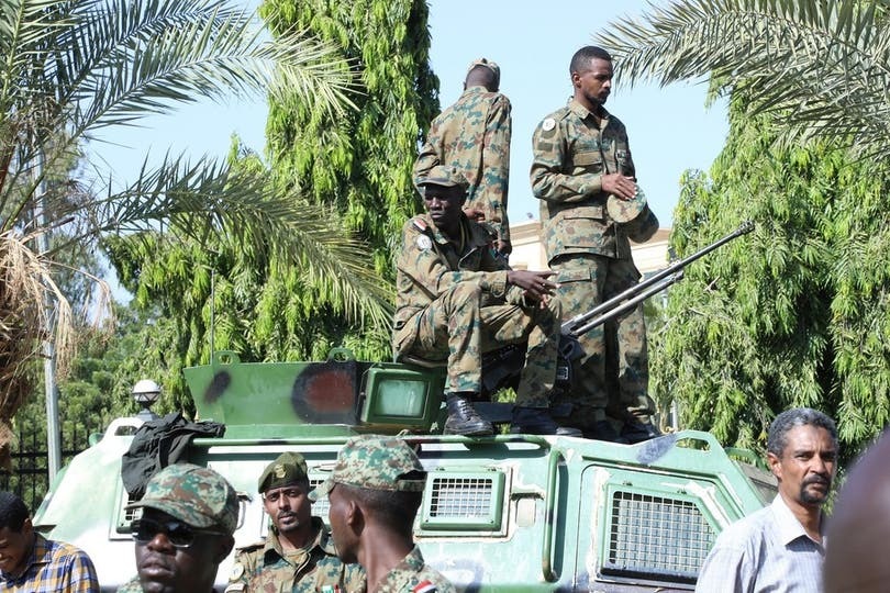 В Судане начался военный переворот