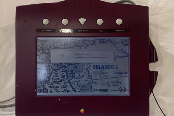 Так и не увидел мир: в Сети показали невыпущенный телефон Apple 1993 года