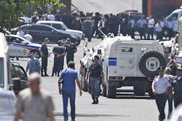 Ոստիկանության հայտարարությունը ՊՊԾ գնդում այս գիշեր տեղի ունեցած միջադեպերի կապակցությամբ