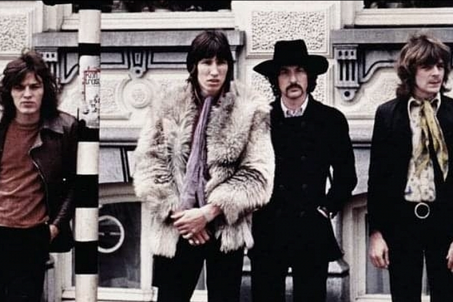 Рок-группа Pink Floyd продает права на каталог своей музыки
