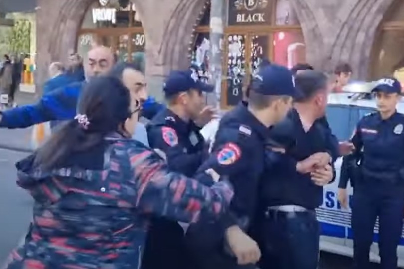 «Դիմադրություն»-ը վերսկսել է խաղաղ անհնազանդության ապակենտրոն ակցիաները