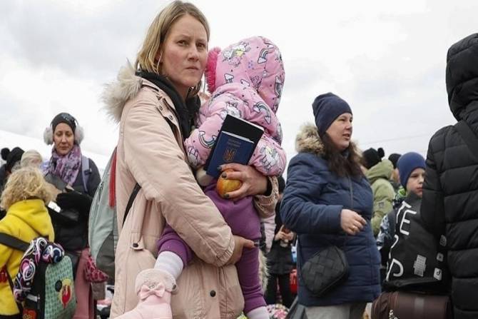 В ООН заявили, что за сутки в соседние с Украиной страны прибыли более 32 тыс. беженцев