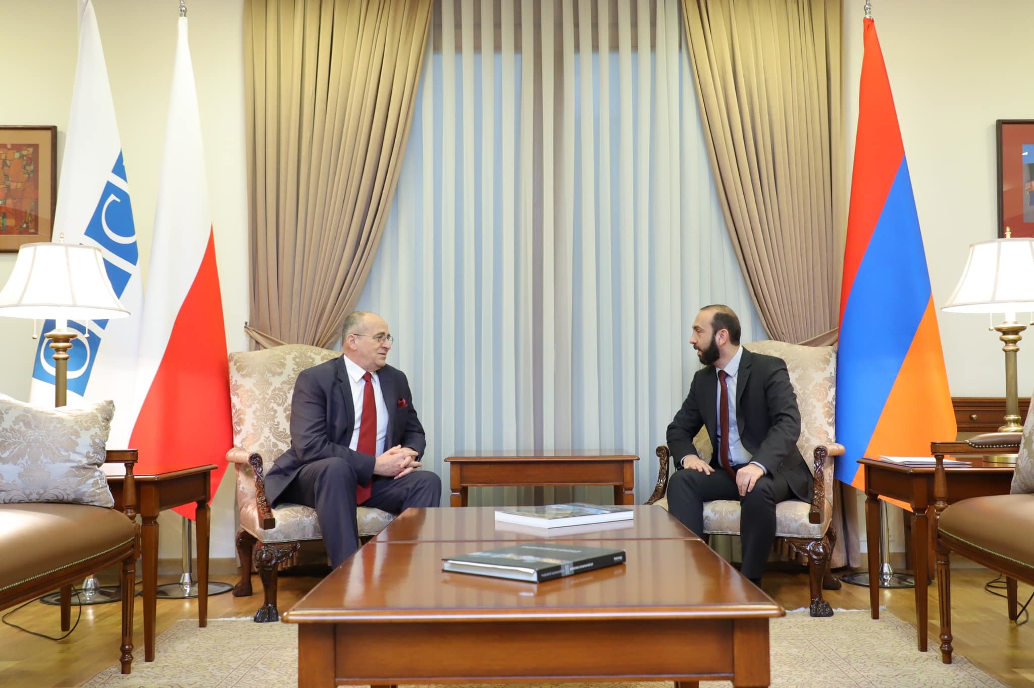 ԵԱՀԿ գործող նախագահը Երևանում է, առանձնազրույց է ունեցել ՀՀ արտգործնախարարի հետ