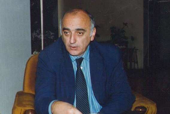 В Армении создана комиссия по организации похорон государственного деятеля Вано Сирадегяна