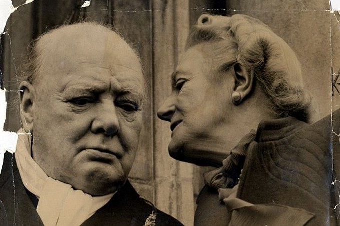 «Ты подарила мне райское наслаждение жизнью»: Уинстон Черчилль и Клементина Хозьер – брак, ставший образцом верности и преданности