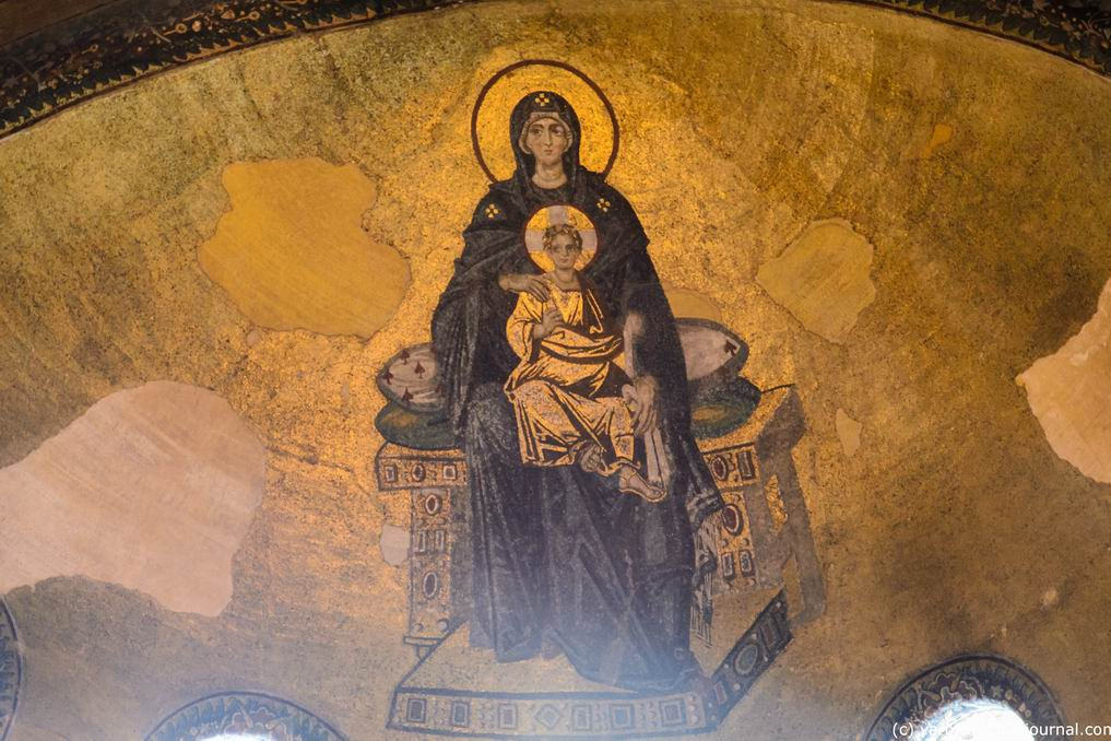 Турецкие власти намерены прятать христианские мозаики и фрески в Святой Софии во время намаза