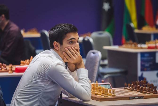 Во втором туре чемпионата Европы по шахматам армянские гроссмейстеры вновь одержали победы