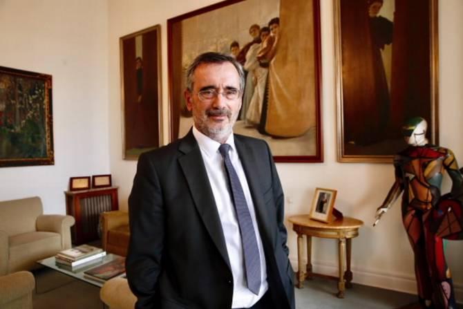 Главу Сената Испании заподозрили в плагиате при составлении своего пособия по философии