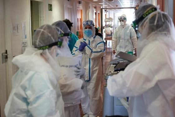 Коронавирус в Испании: количество смертей за сутки снова снизилось