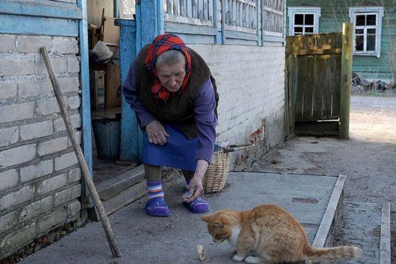 Почему женщины живут дольше мужчин: три основные причины