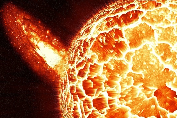 На Солнце появилась одна из самых мощных вспышек, а выброс ее энергии уже привел к появлению проблем  