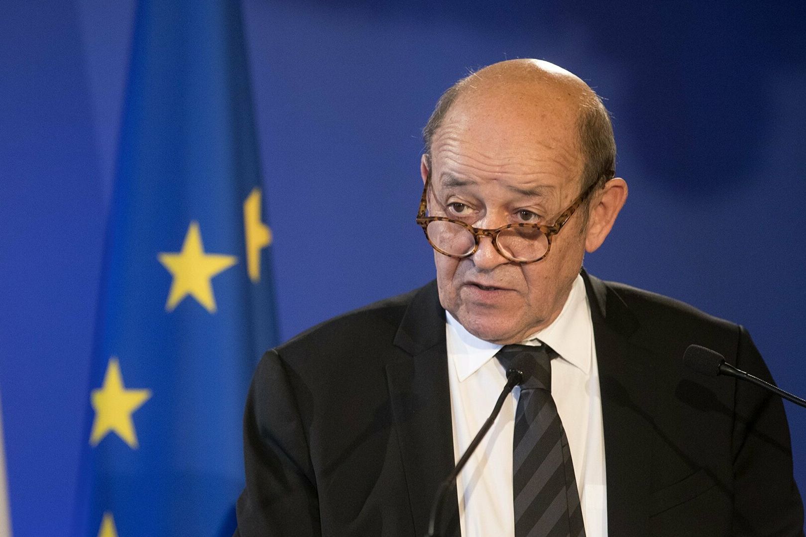  Франция и Евросоюз в целом могут ввести санкции против руководства Турции, в первую очередь, ее президента: Жан-Ив Ле Дриан