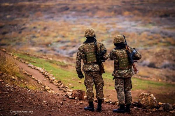 В Арцахе военнослужащий получил огнестрельное ранение