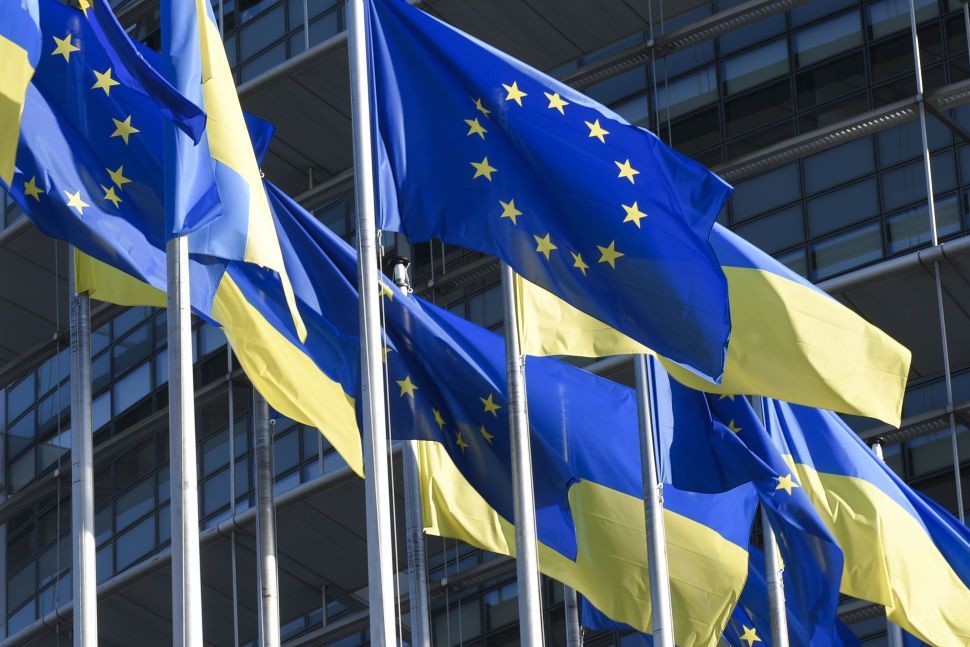 Bloomberg: Дания и Нидерланды против членства Украины в ЕС