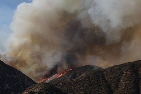 Природный пожар в Калифорнии за два дня увеличился втрое