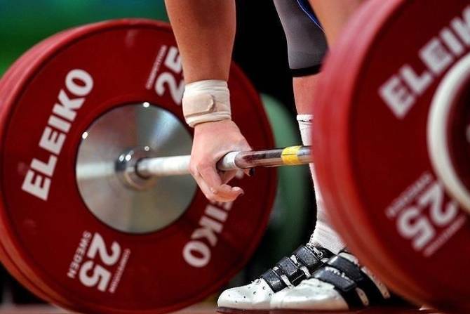Оглашен состав женской и мужской команд Армении по тяжелой атлетике на чемпионате Европы