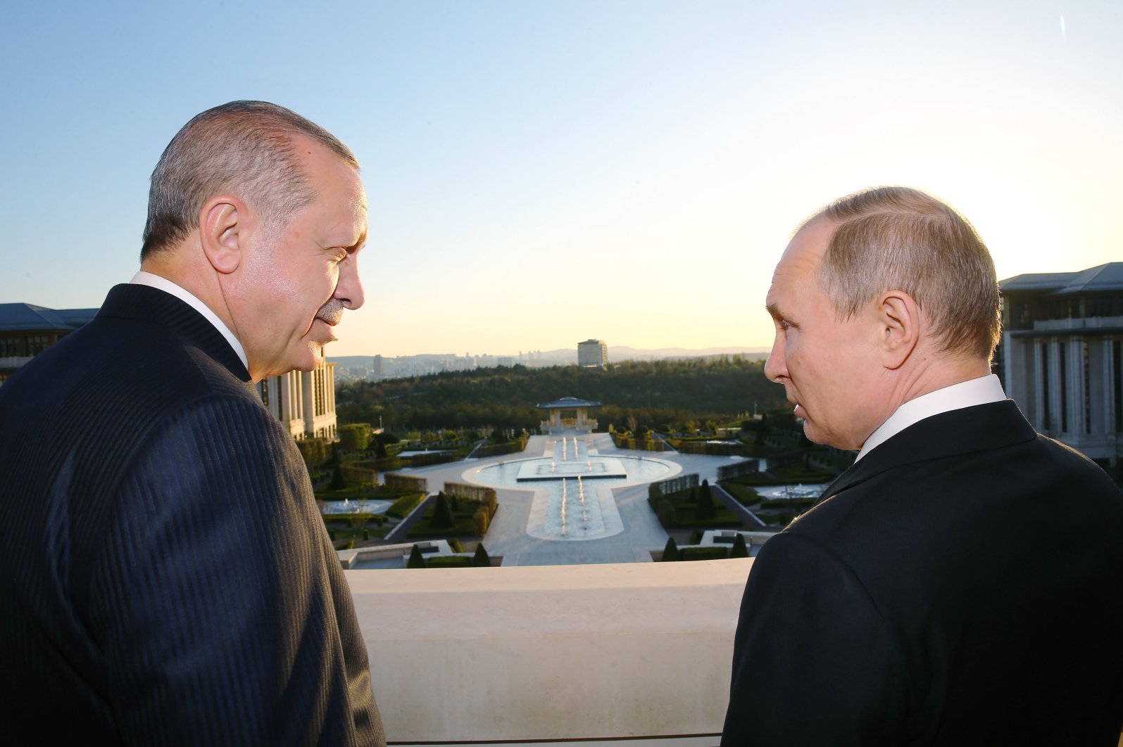 Эрдоган предложил Путину создать рабочую группу по Карабаху