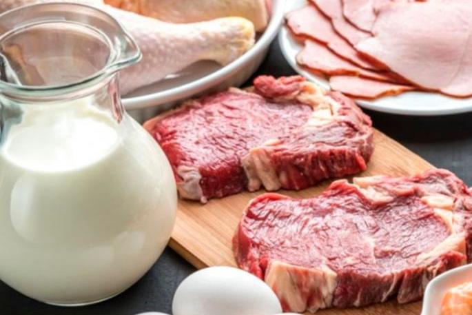 ООН призвала людей сократить объемы потребления мяса и молока