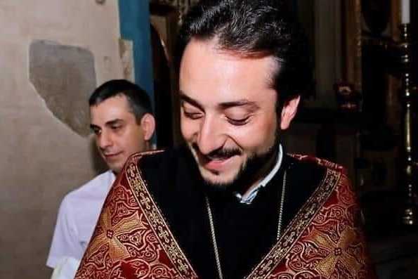Վիրահայոց թեմի հոգևոր հովիվ Տեր Կիրակոսը առաջին կարգի բացասական արյան կարիք ունի 