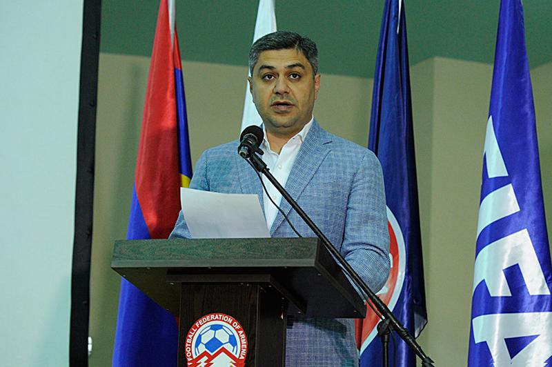 Артур Ванецян: Поднявшаяся шумиха вокруг назначения главного тренера сборной Армении была неуместной