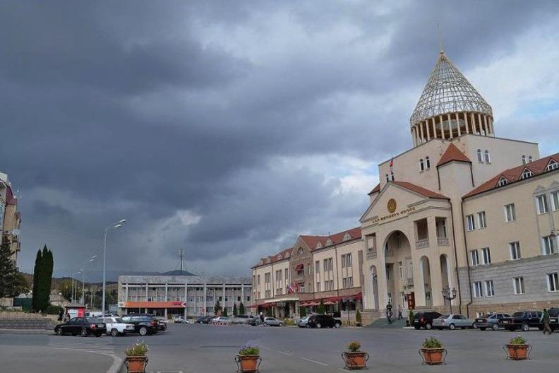 В Степанакерте общественный транспорт после 20:00 работать не будет