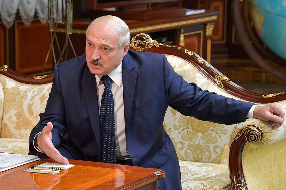 Лукашенко планирует передать ФСБ доказательства фальсификации отравления Навального