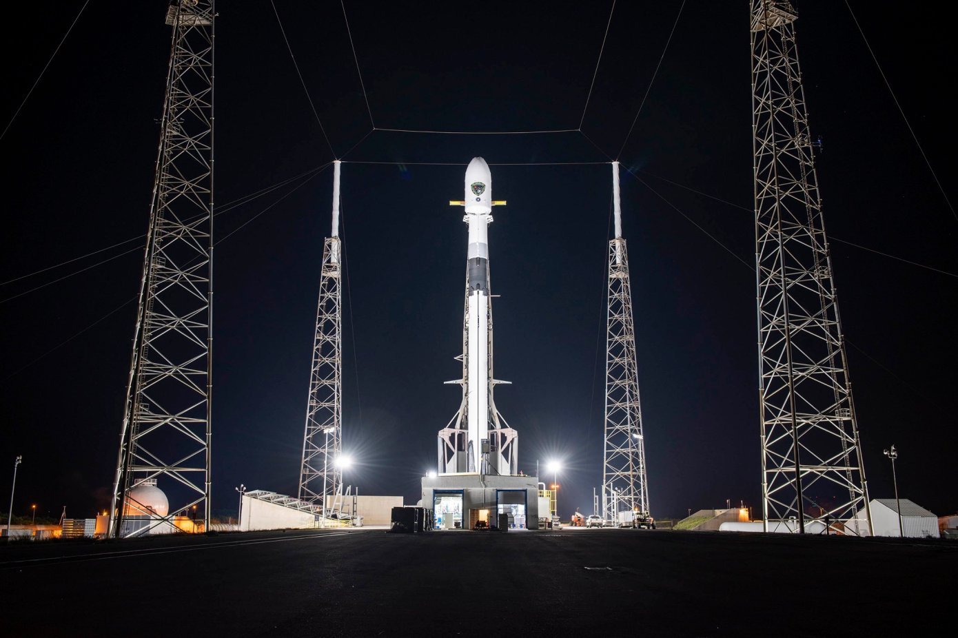 Армяне со всего мира призывают SpaceX Илона Маска отменить сделку с Турцией: TechCrunch