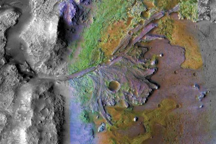 На Марсе присутствуют отложения, подходящие для сохранения следов инопланетной жизни, заявили ученые 